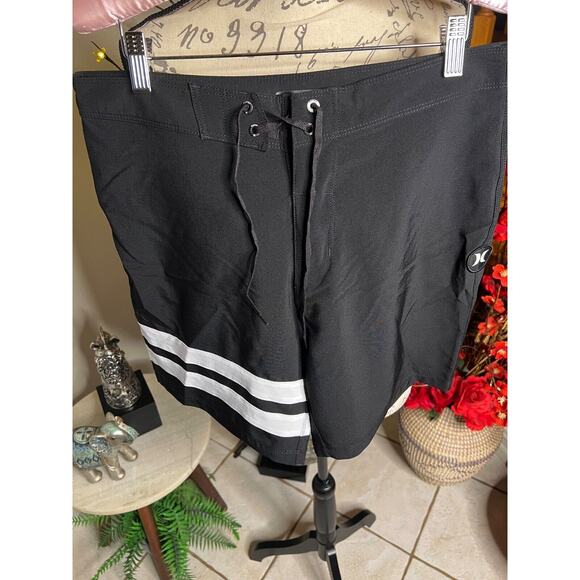 Hurley Men’s Black Phantom Eco Block Party 18" Board shorts Sports Size 30 - Picture 4 of 12